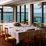 Cliff House Ardmore (Waterford)