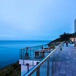 Cliff House 5*