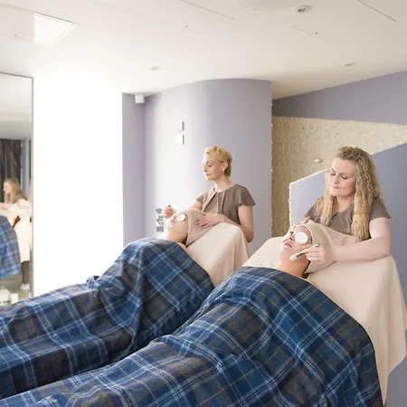 Cliff House 5* アードモア