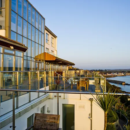 Cliff House Hotel 5*