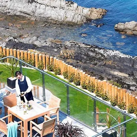 Cliff House ホテル アードモア