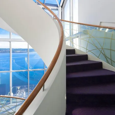 Cliff House 5*
