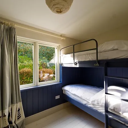 Cliff House 5* アードモア