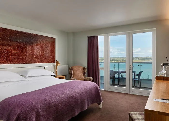 Отель Cliff House