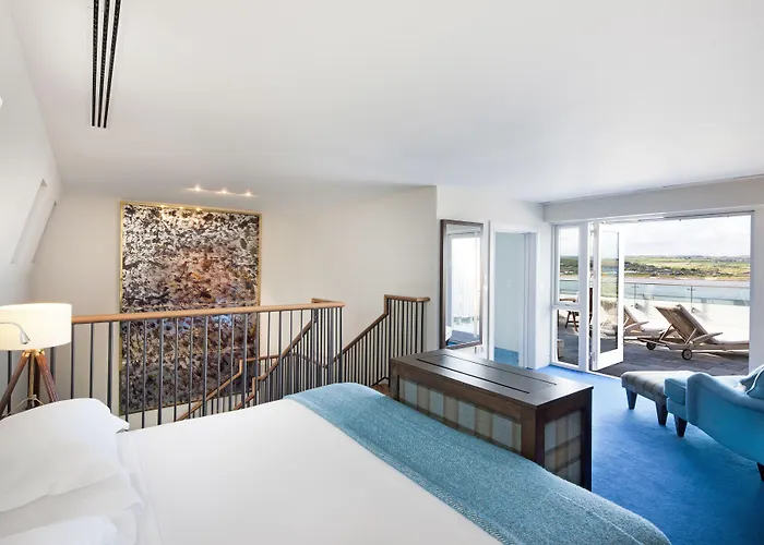 Отель Cliff House