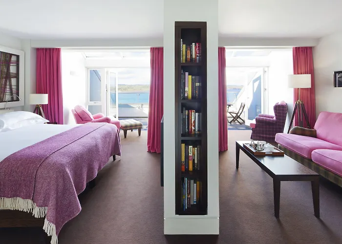 Отель Cliff House