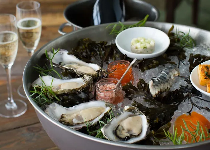 Cliff House Ардмор