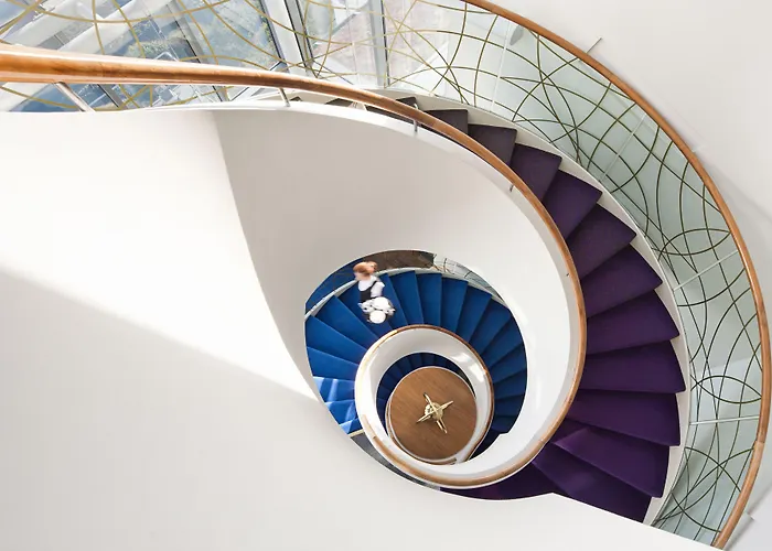 Отель Cliff House Ардмор