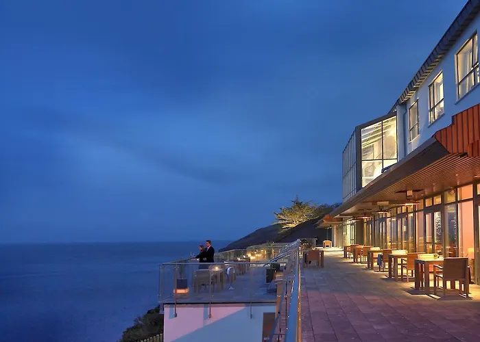 Cliff House Отель 5*