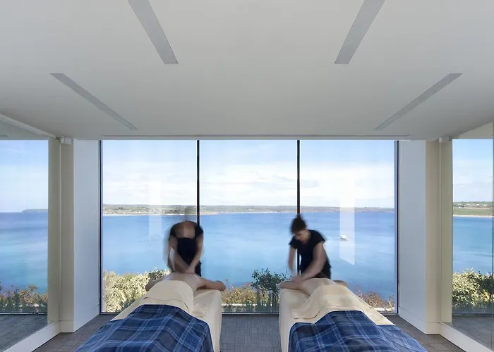 Cliff House 5* Ardmore (Waterford)